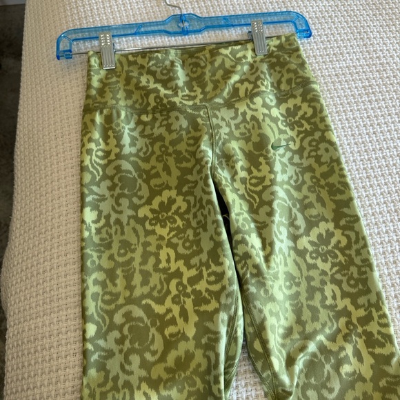 Nike Camo Green Dri-FIT Women's leggings - Picture 12 of 12